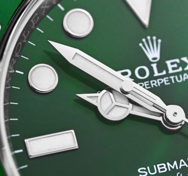 ⁦Rolex Watch For Men 116610LV⁩ - الصورة ⁦4⁩