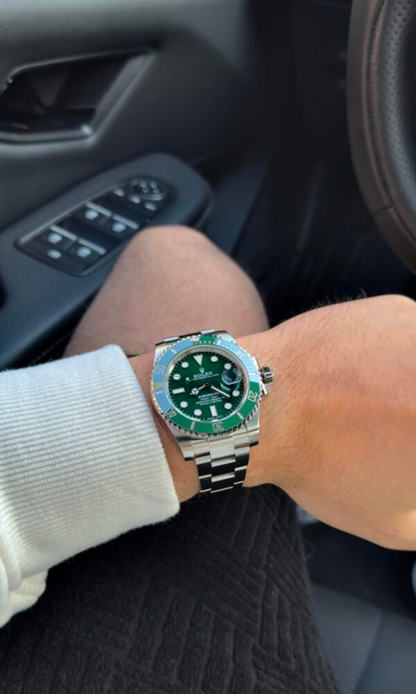 ⁦Rolex Watch For Men 116610LV⁩ - الصورة ⁦10⁩